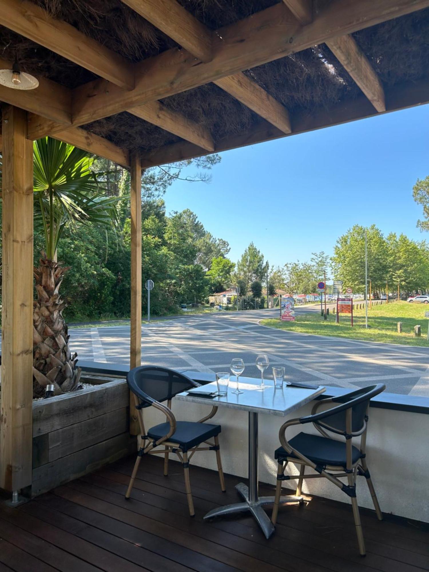 The Originals Boutique, Hôtel Lakeside, Biscarrosse , Lac Parentis-en-Born Exterior foto